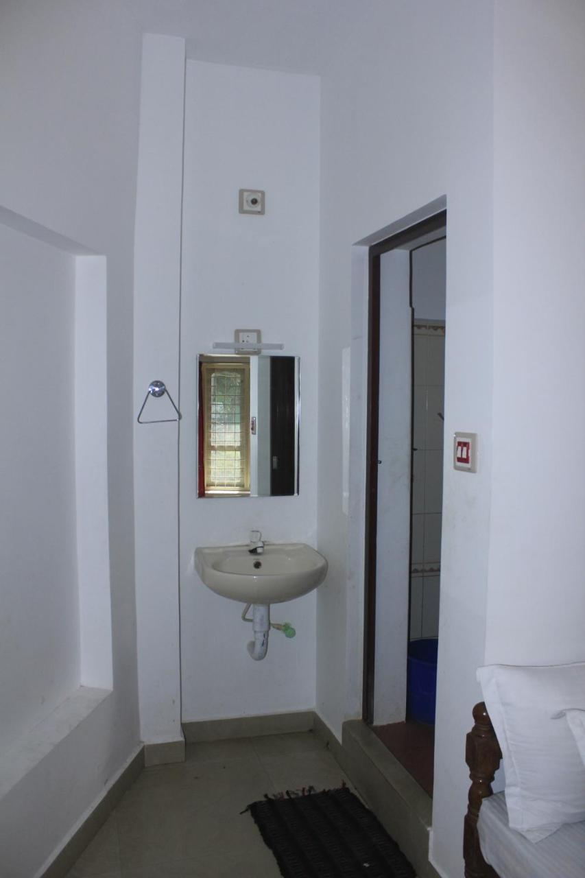 Marayoor Holidays Annex Paradise Valley Inn Maraiyūr Extérieur photo