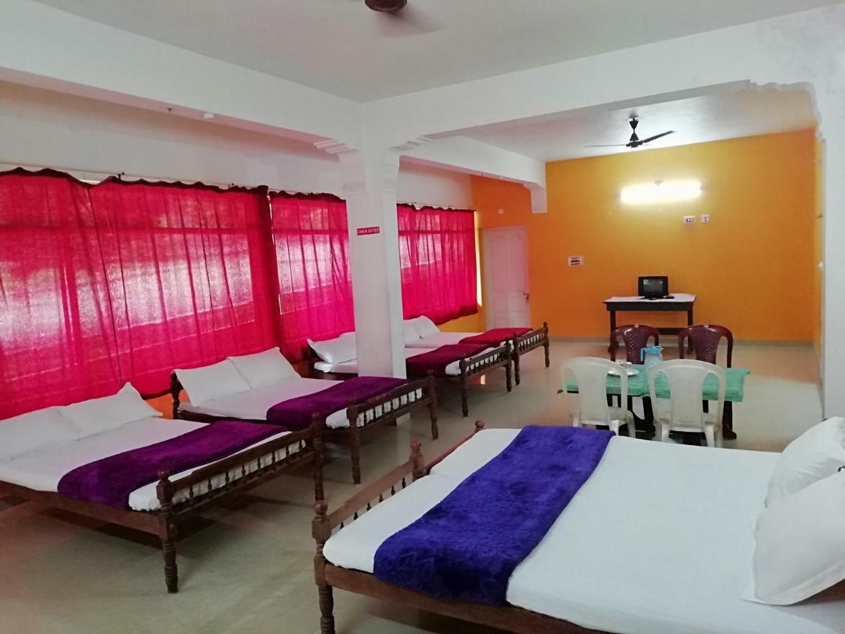 Marayoor Holidays Annex Paradise Valley Inn Maraiyūr Extérieur photo