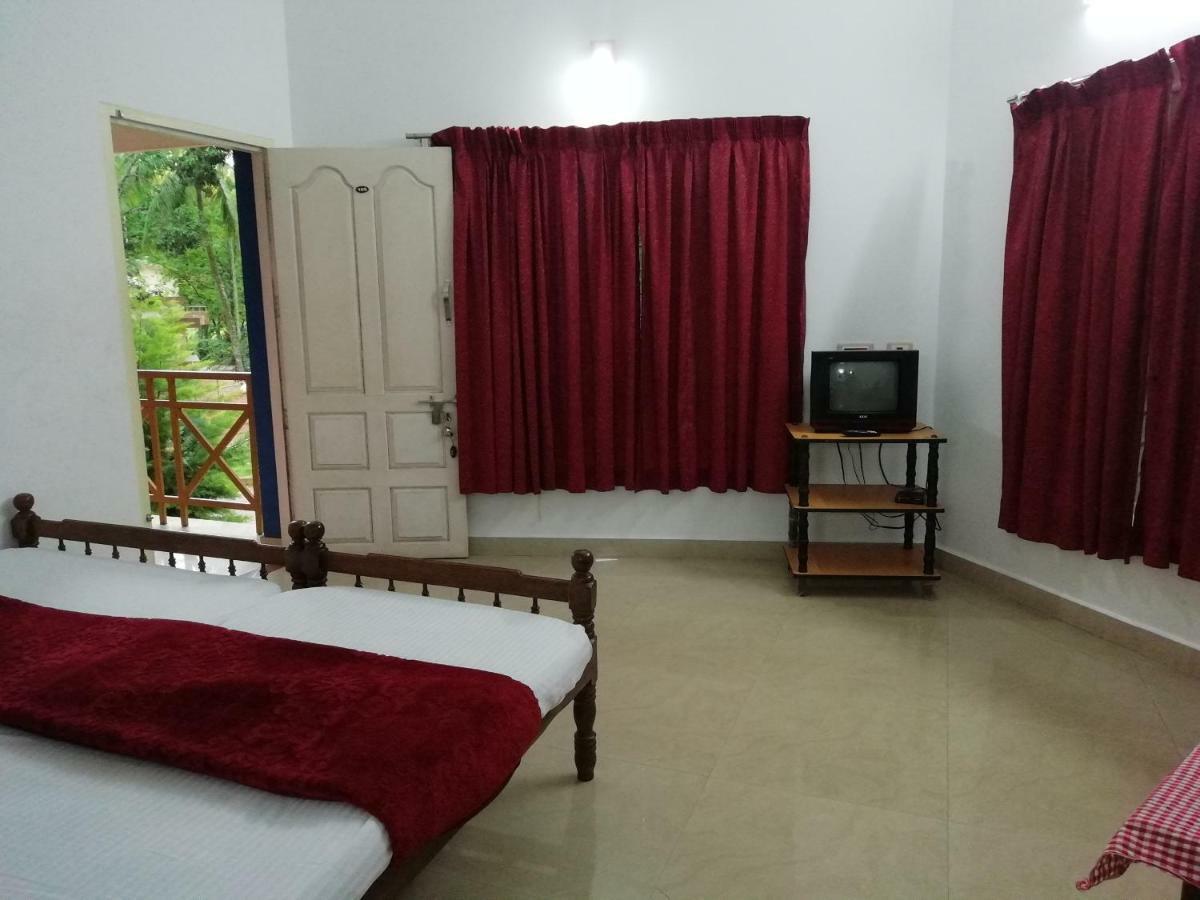 Marayoor Holidays Annex Paradise Valley Inn Maraiyūr Extérieur photo